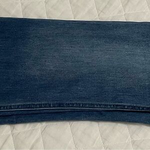 Old Navy Men's Straight Jeans in Deep Blue
